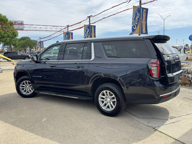 2024 Chevrolet Suburban 2WD LT