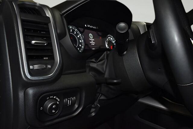2025 Ram 1500 Big Horn Crew Cab 4x4 5'7" Box