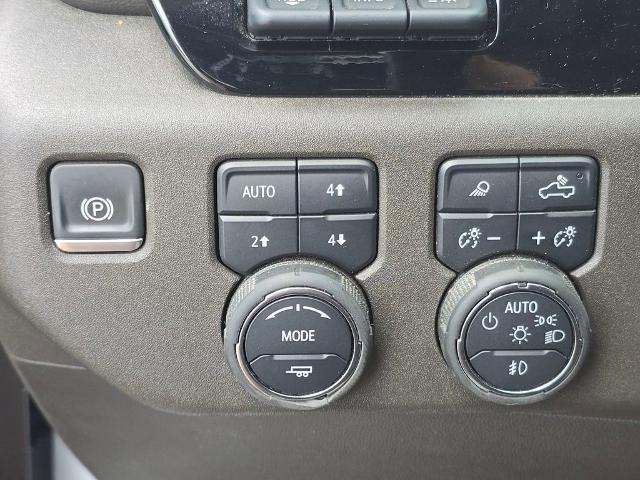 2025 Chevrolet Silverado 1500 4WD Crew Cab Short Bed LTZ