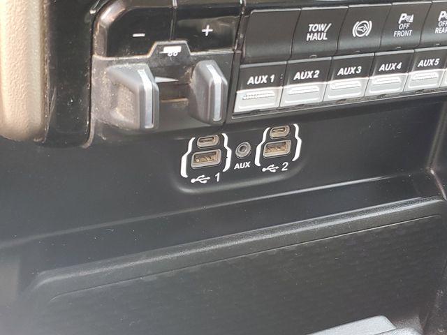2023 Ram 2500 Laramie Crew Cab 4x4 6'4" Box