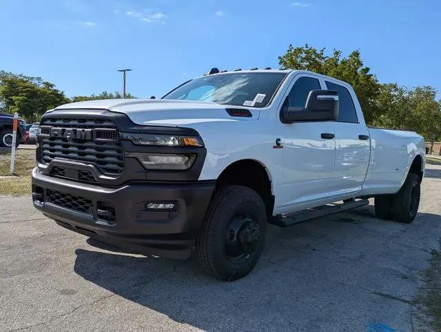 2026 Ram 3500 Tradesman Crew Cab 4x4 8' Box