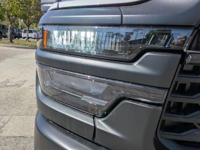 2026 Ram 3500 Tradesman Crew Cab 4x4 8' Box