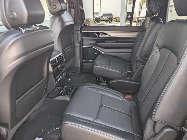 2026 Jeep Grand Wagoneer Upland