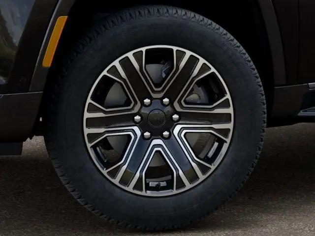 2026 Jeep Grand Wagoneer L 4x4