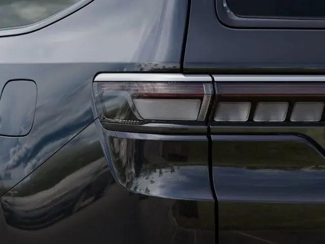 2026 Jeep Grand Wagoneer L 4x4