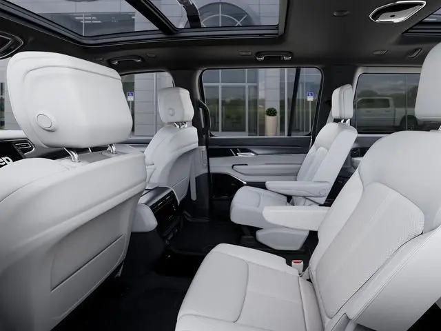 2026 Jeep Grand Wagoneer L 4x4