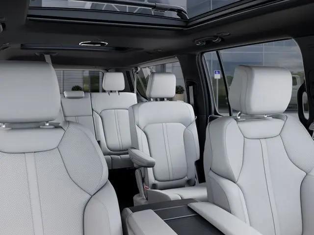 2026 Jeep Grand Wagoneer L 4x4