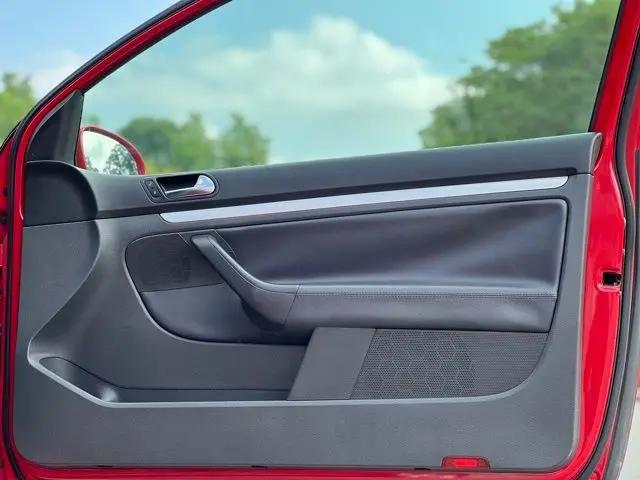 2009 Volkswagen GTI 2-Door