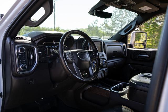 2020 GMC Sierra 2500HD 4WD Crew Cab Standard Bed Denali