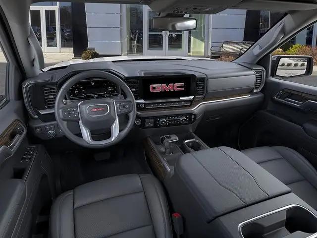 2026 GMC Sierra 1500 Crew Cab, Short Bed, SLT, 4WD