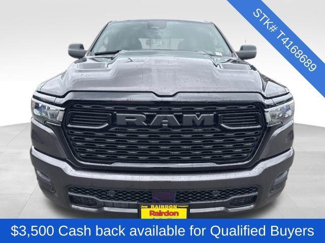 2026 RAM Ram 1500 RAM 1500 EXPRESS CREW CAB 4X4 57 BOX