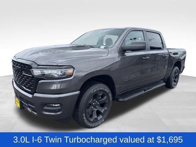 2026 RAM Ram 1500 RAM 1500 EXPRESS CREW CAB 4X4 57 BOX