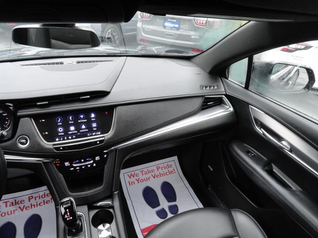 2022 Cadillac XT5 AWD Luxury