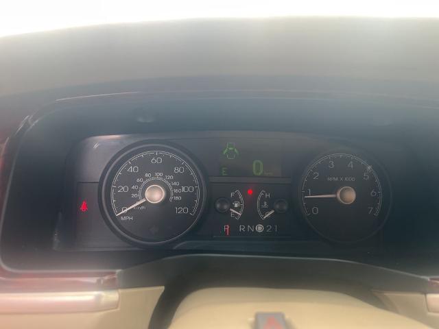 2009 Lincoln Town Car Signature Limited