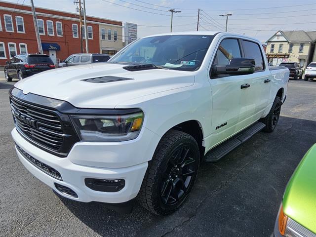 2023 RAM 1500 Laramie Crew Cab 4x4 57 Box 2023 RAM 1500 Laramie Crew Cab 4x4 57 Box