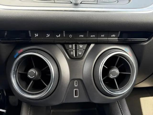 2022 Chevrolet Blazer AWD 2LT
