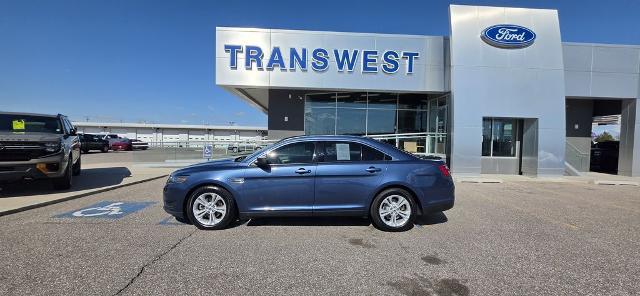 2018 Ford Taurus SE