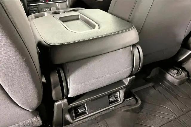 2023 Chevrolet Silverado 2500HD 4WD Crew Cab Long Bed Custom