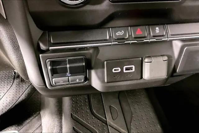 2023 Chevrolet Silverado 2500HD 4WD Crew Cab Long Bed Custom