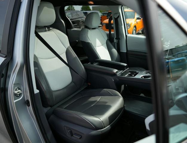 2021 Toyota Sienna XSE