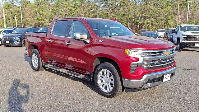 2022 Chevrolet Silverado 1500 4WD Crew Cab Short Bed LTZ