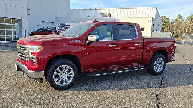 2022 Chevrolet Silverado 1500 4WD Crew Cab Short Bed LTZ