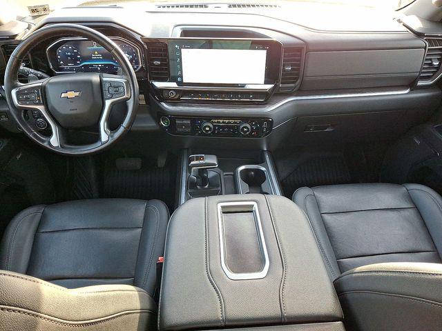2022 Chevrolet Silverado 1500 4WD Crew Cab Short Bed LTZ