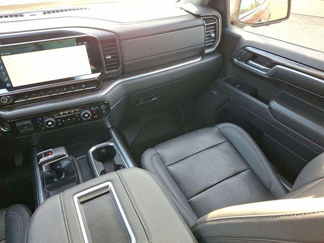 2022 Chevrolet Silverado 1500 4WD Crew Cab Short Bed LTZ