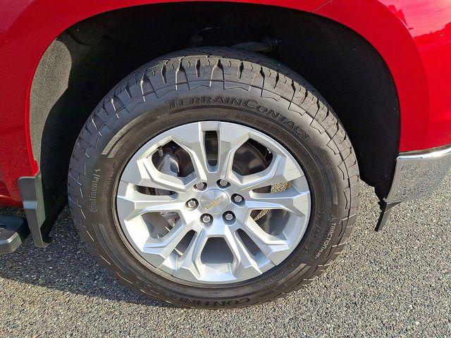 2022 Chevrolet Silverado 1500 4WD Crew Cab Short Bed LTZ