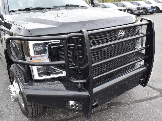 2022 Ford F-350 LARIAT