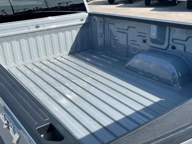 2025 GMC Sierra 1500 4WD Regular Cab Long Box Pro
