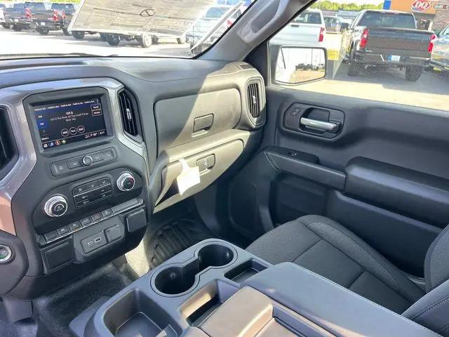 2025 GMC Sierra 1500 4WD Regular Cab Long Box Pro