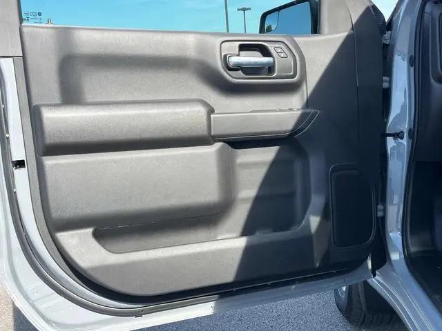 2025 GMC Sierra 1500 4WD Regular Cab Long Box Pro