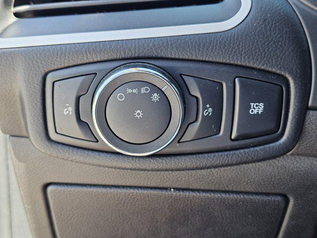 2022 Ford Edge SE