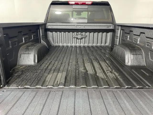 2026 Chevrolet Silverado 1500 4WD Crew Cab Standard Bed High Country