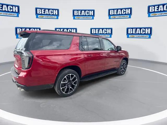 2026 Chevrolet Suburban RST, 4WD