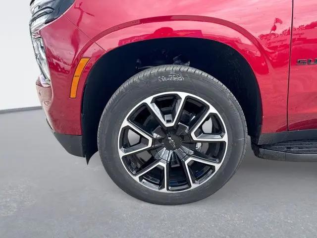 2026 Chevrolet Suburban RST, 4WD