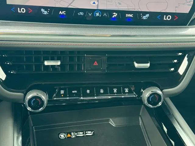 2026 Chevrolet Suburban RST, 4WD