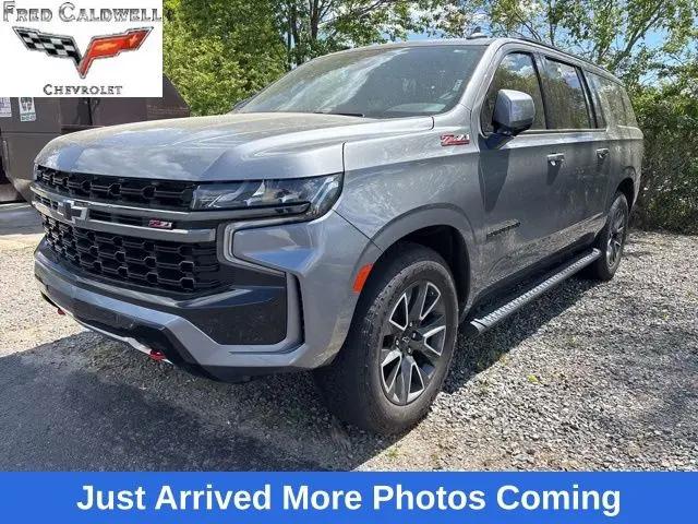 2022 Chevrolet Suburban 4WD Z71