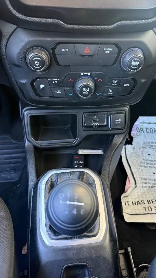 2018 Jeep Renegade Latitude FWD