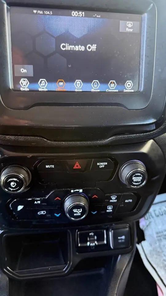2018 Jeep Renegade Latitude FWD