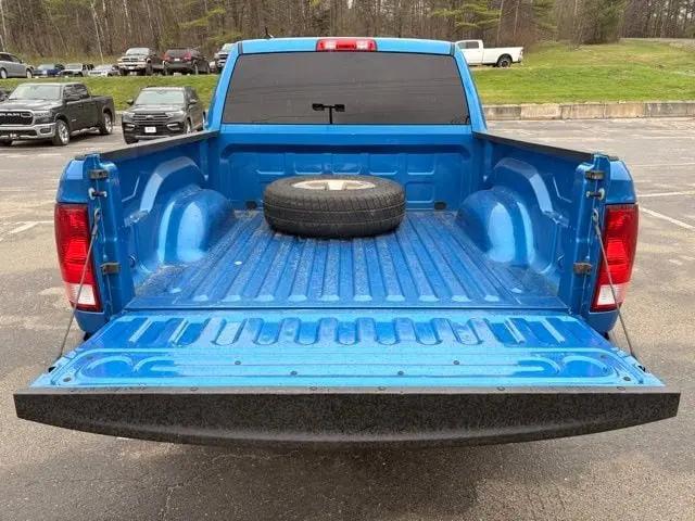 2019 Ram 1500 Classic Express Crew Cab 4x4 5'7" Box