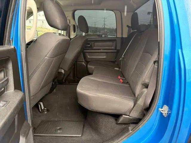 2019 Ram 1500 Classic Express Crew Cab 4x4 5'7" Box