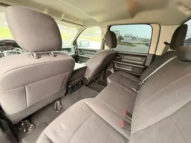 2019 Ram 1500 Classic Express Crew Cab 4x4 5'7" Box