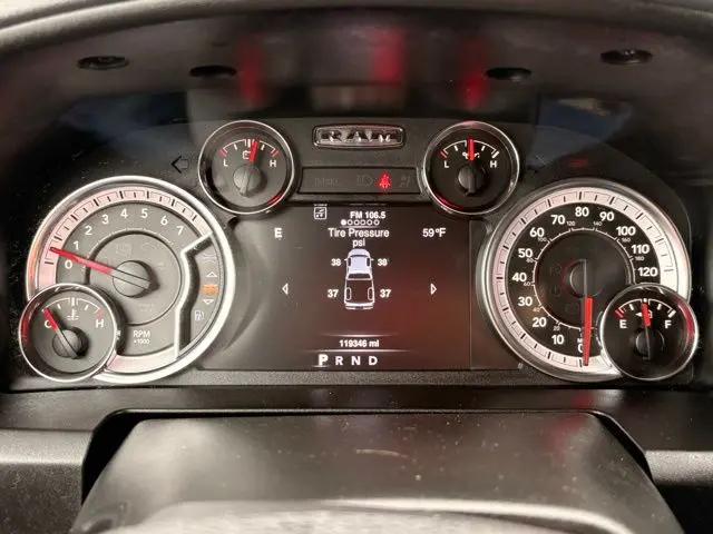 2019 Ram 1500 Classic Express Crew Cab 4x4 5'7" Box