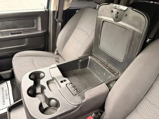2019 Ram 1500 Classic Express Crew Cab 4x4 5'7" Box