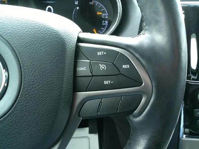 2021 Jeep Grand Cherokee Laredo X 4x4