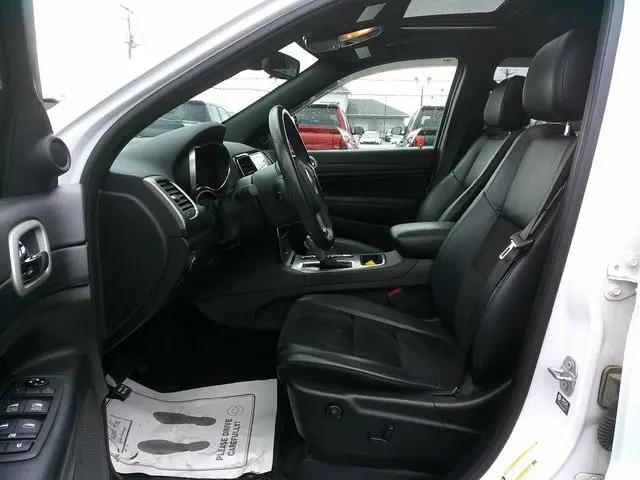 2021 Jeep Grand Cherokee Laredo X 4x4