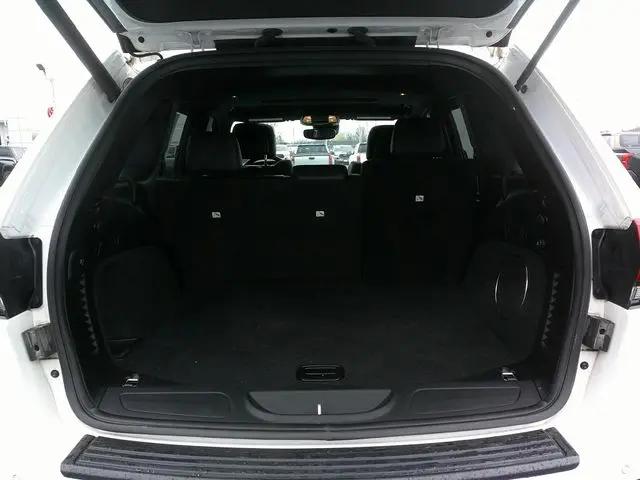 2021 Jeep Grand Cherokee Laredo X 4x4