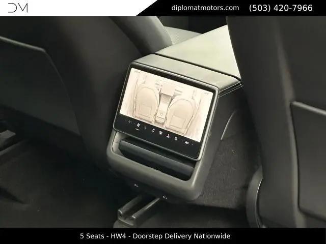 2026 Tesla Model Y Premium All-Wheel Drive